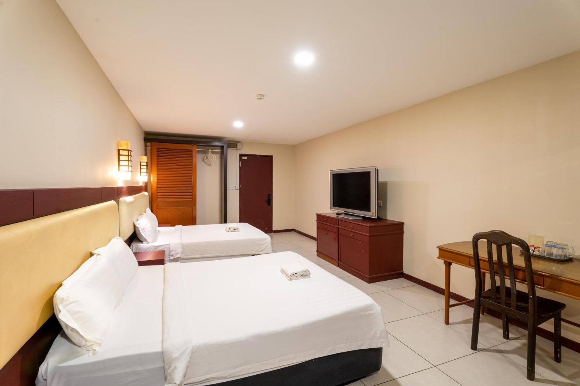 Pertama Lodge Tawau Exteriör bild