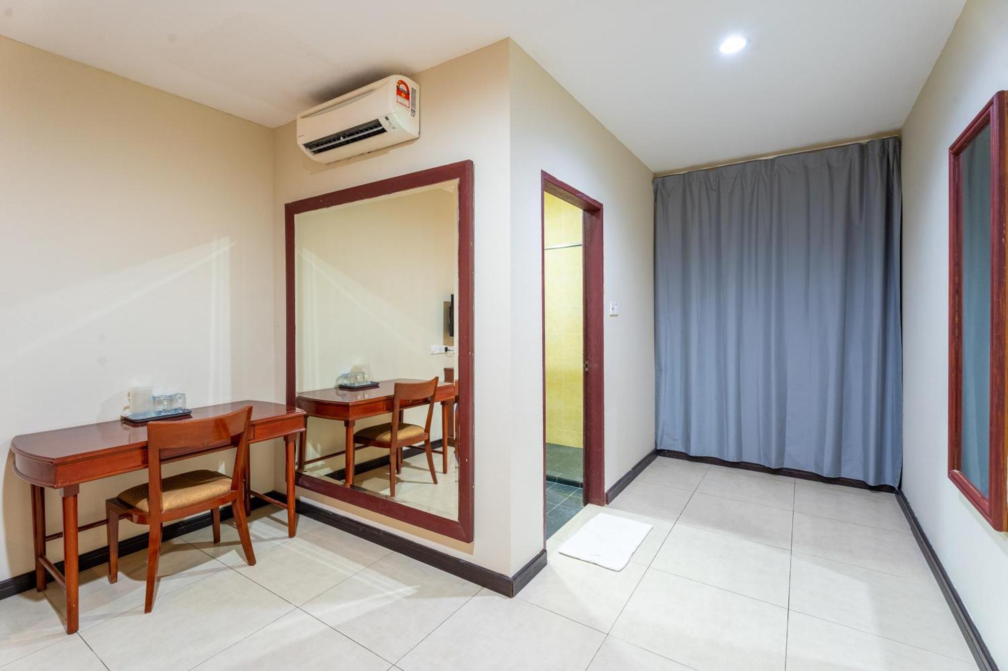 Pertama Lodge Tawau Exteriör bild
