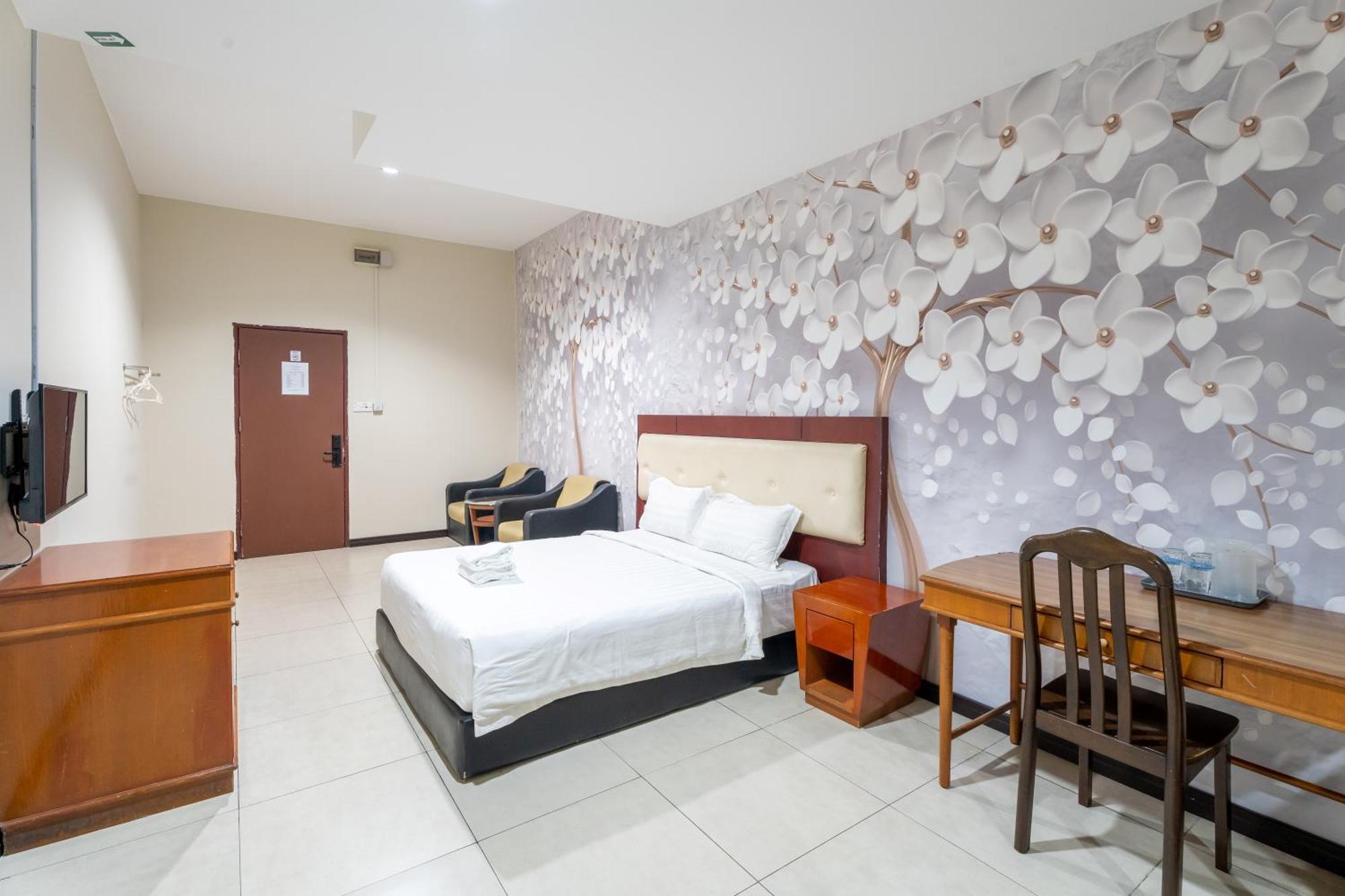 Pertama Lodge Tawau Exteriör bild