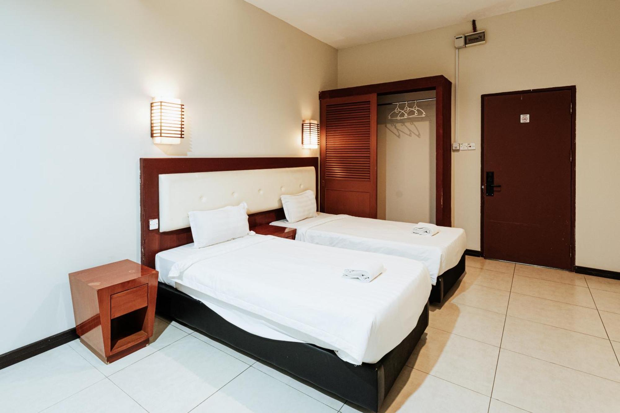 Pertama Lodge Tawau Exteriör bild