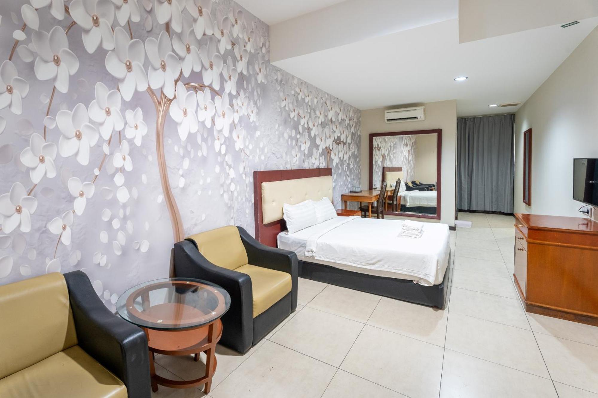 Pertama Lodge Tawau Exteriör bild