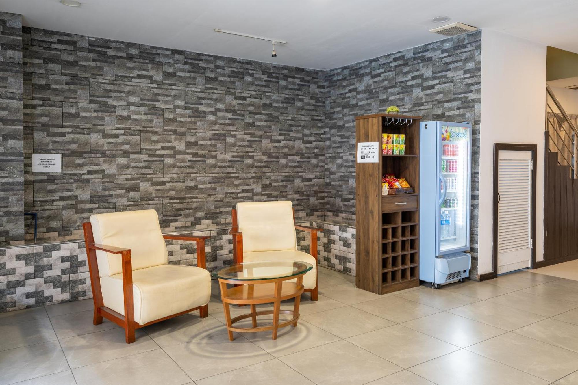 Pertama Lodge Tawau Exteriör bild